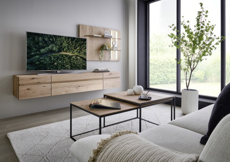 Beistelltisch - L/B/H 70x70x47,5 cm, Kerneiche massiv