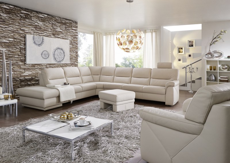 Wohnlandschaft EM St. Gallen - Hocker links, Relax-Eckteil, 3-Sitzer rechts, Leder, Natur