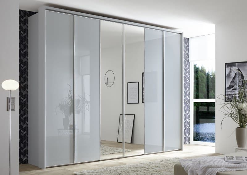 Drehtürenschrank EM Arango -   B. ca. 298 cm, Dekor saphir, saphirglas