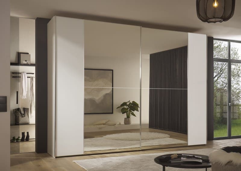 Schwebetürenschrank - mittig Kristallspiegel, B. ca. 298 cm, Alpinweißglas