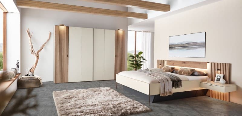 Schlafzimmer - Lack champagner, Lamelle Wildeiche